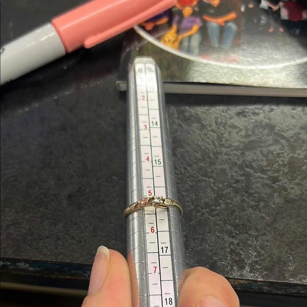 298991 10k Bhg Diamond Ring